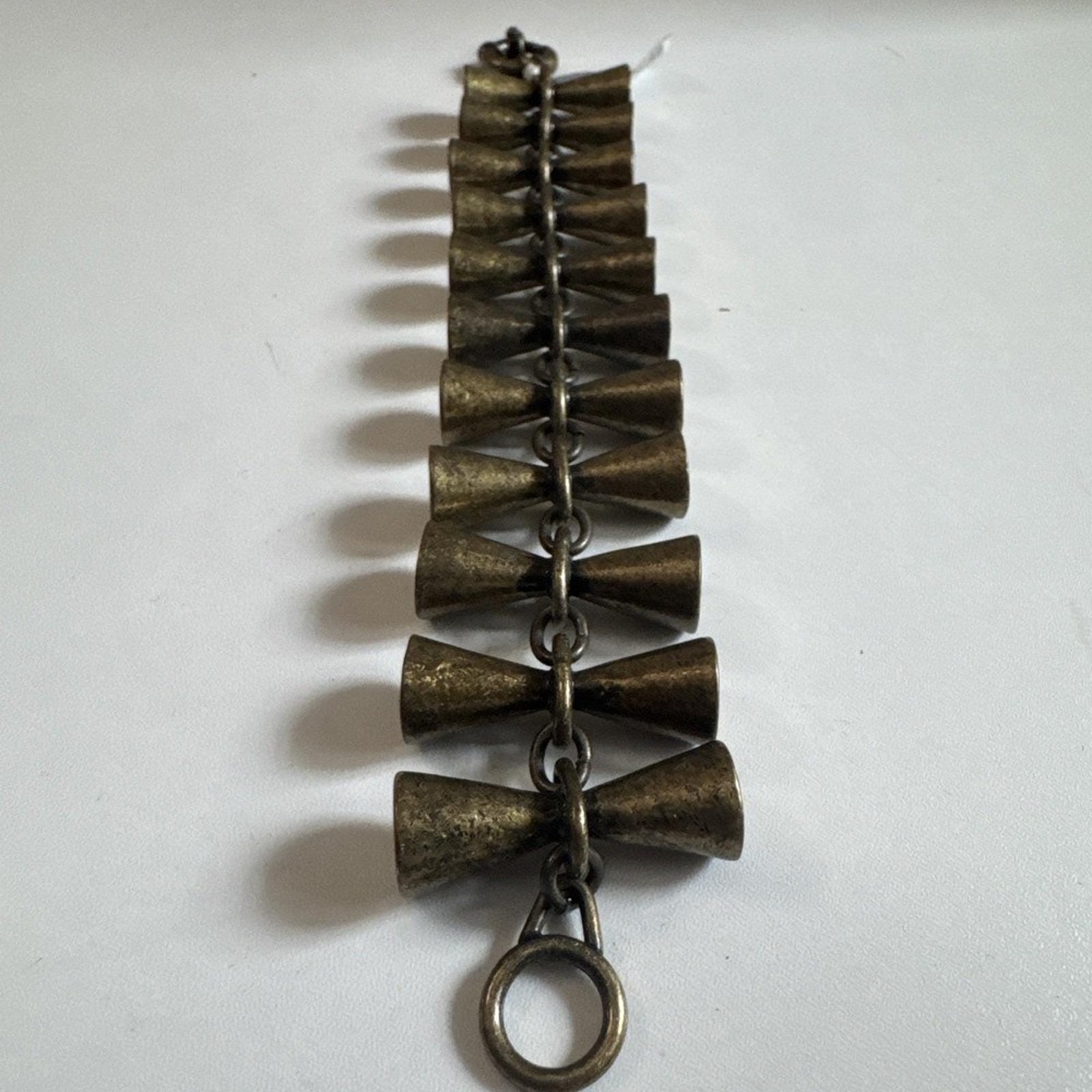 Vintage J. Crew brass link bracelet cone-shaped charms NWT Old Money/elegance